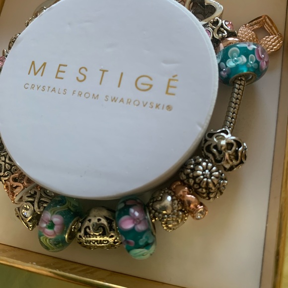 ✨HP✨Two-Tone Cherished Bracelet - Picture 12 of 14